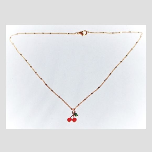 Golden cherry necklace - Picture 2 of 4